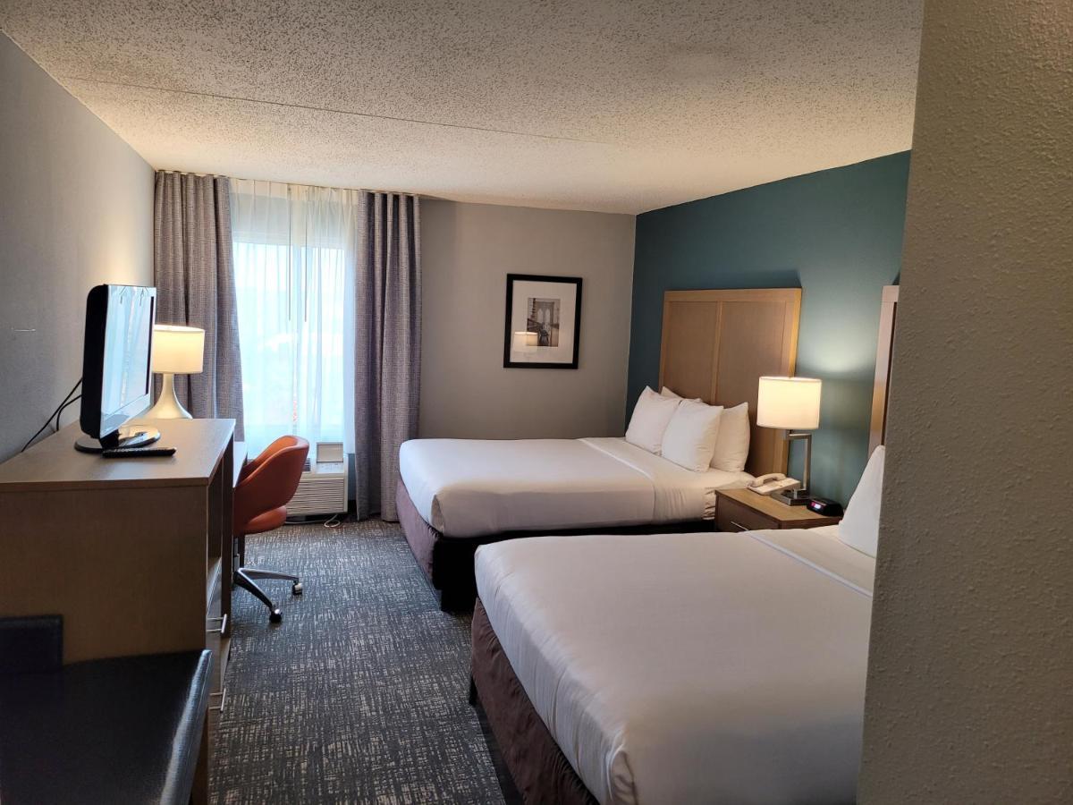Comfort Inn & Suites Alexandria West エクステリア 写真