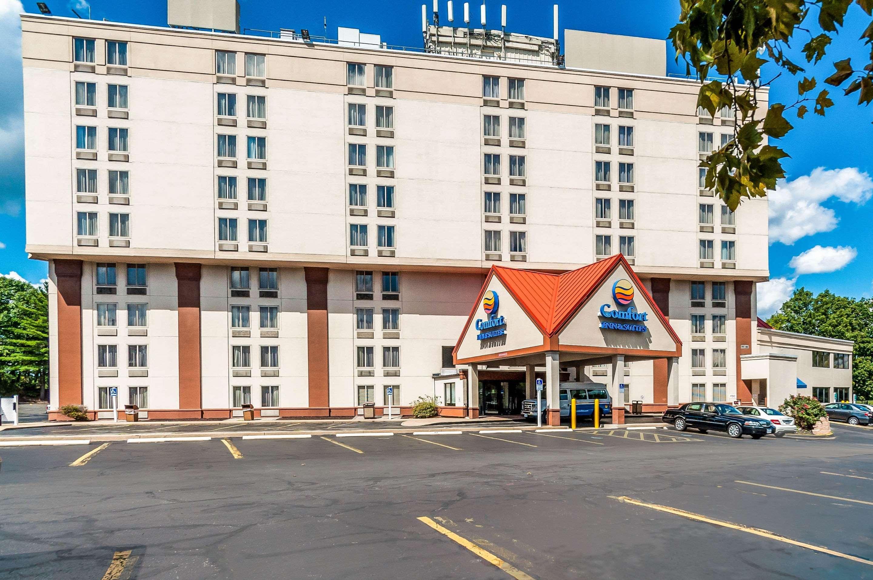 Comfort Inn & Suites Alexandria West エクステリア 写真