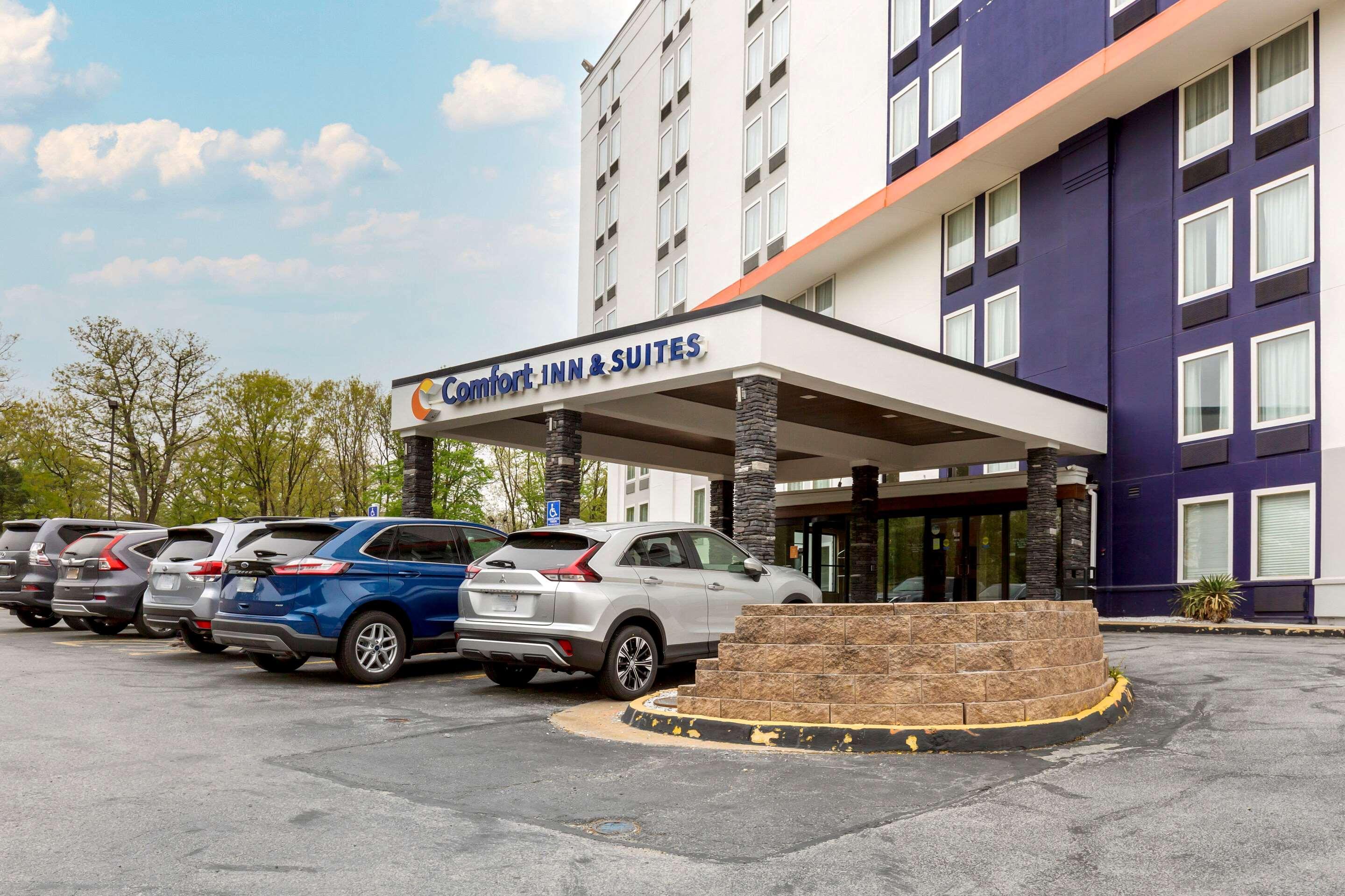 Comfort Inn & Suites Alexandria West エクステリア 写真