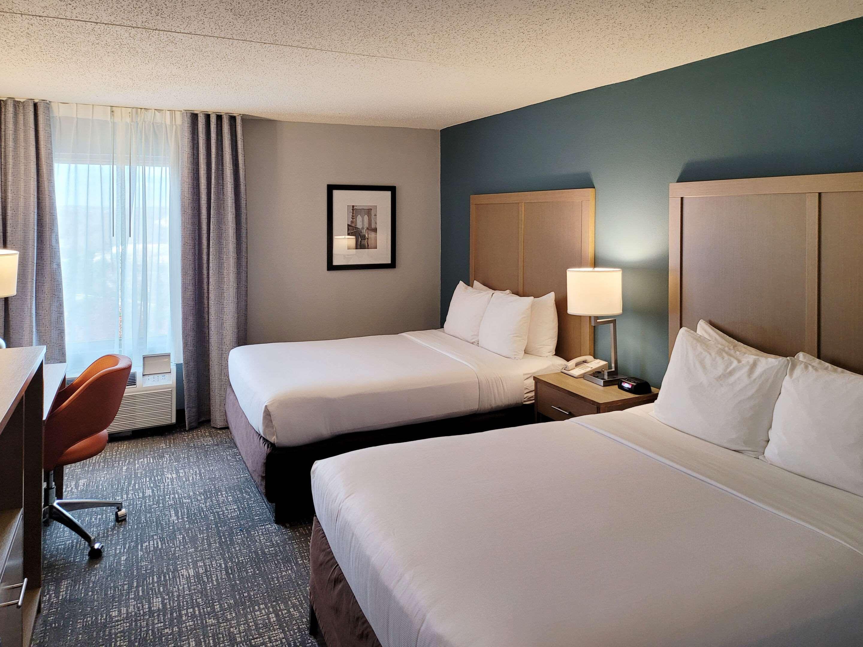 Comfort Inn & Suites Alexandria West エクステリア 写真